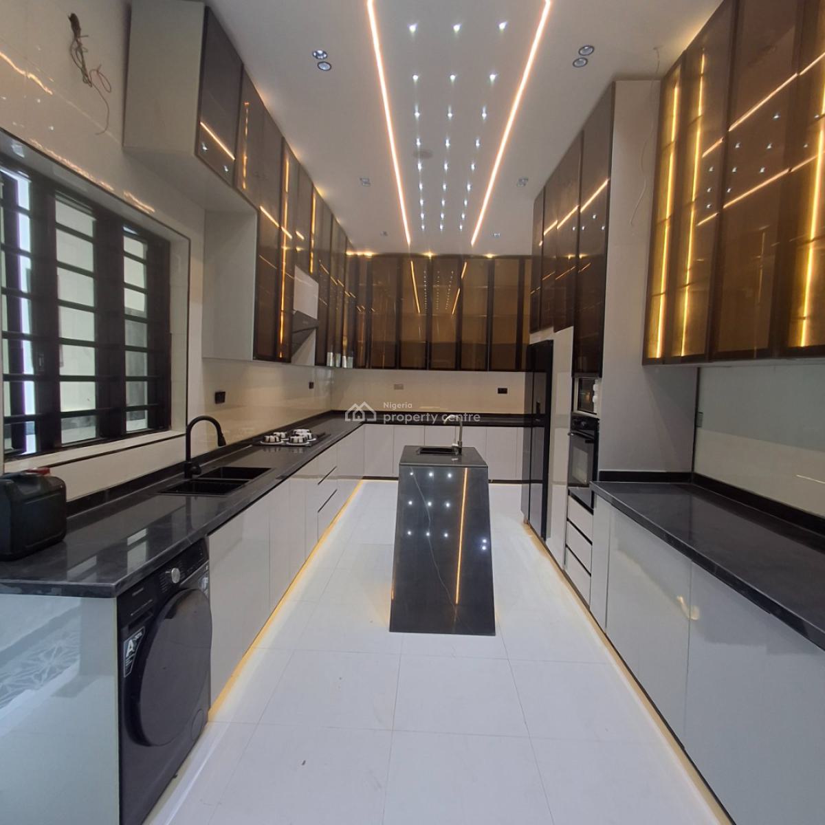 Five Bedroom Fully Detached Duplex, Chevron, Lekki, Lagos, Detached Duplex for Sale