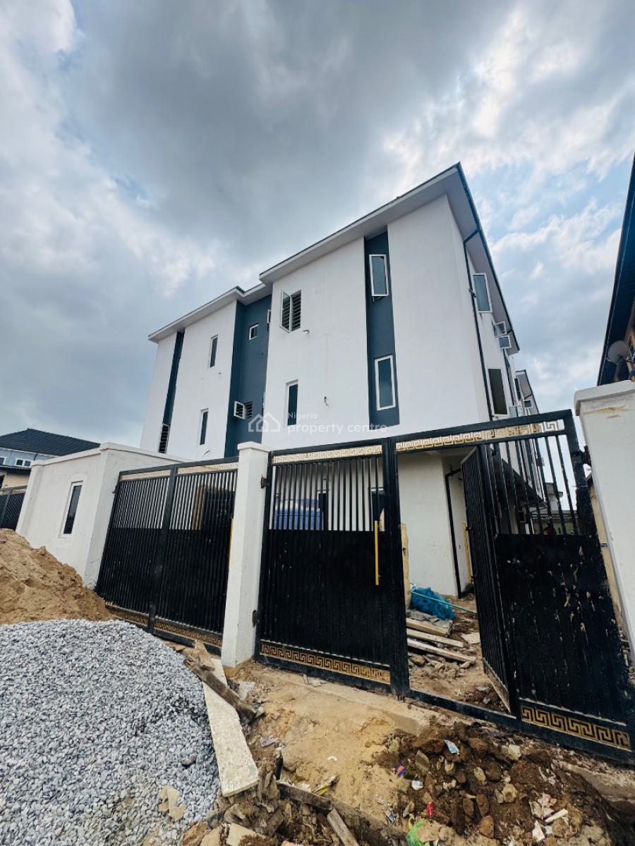 Nicely Built 2 Bedroom Apartment, Gbagada, Lagos, Block of Flats for Sale