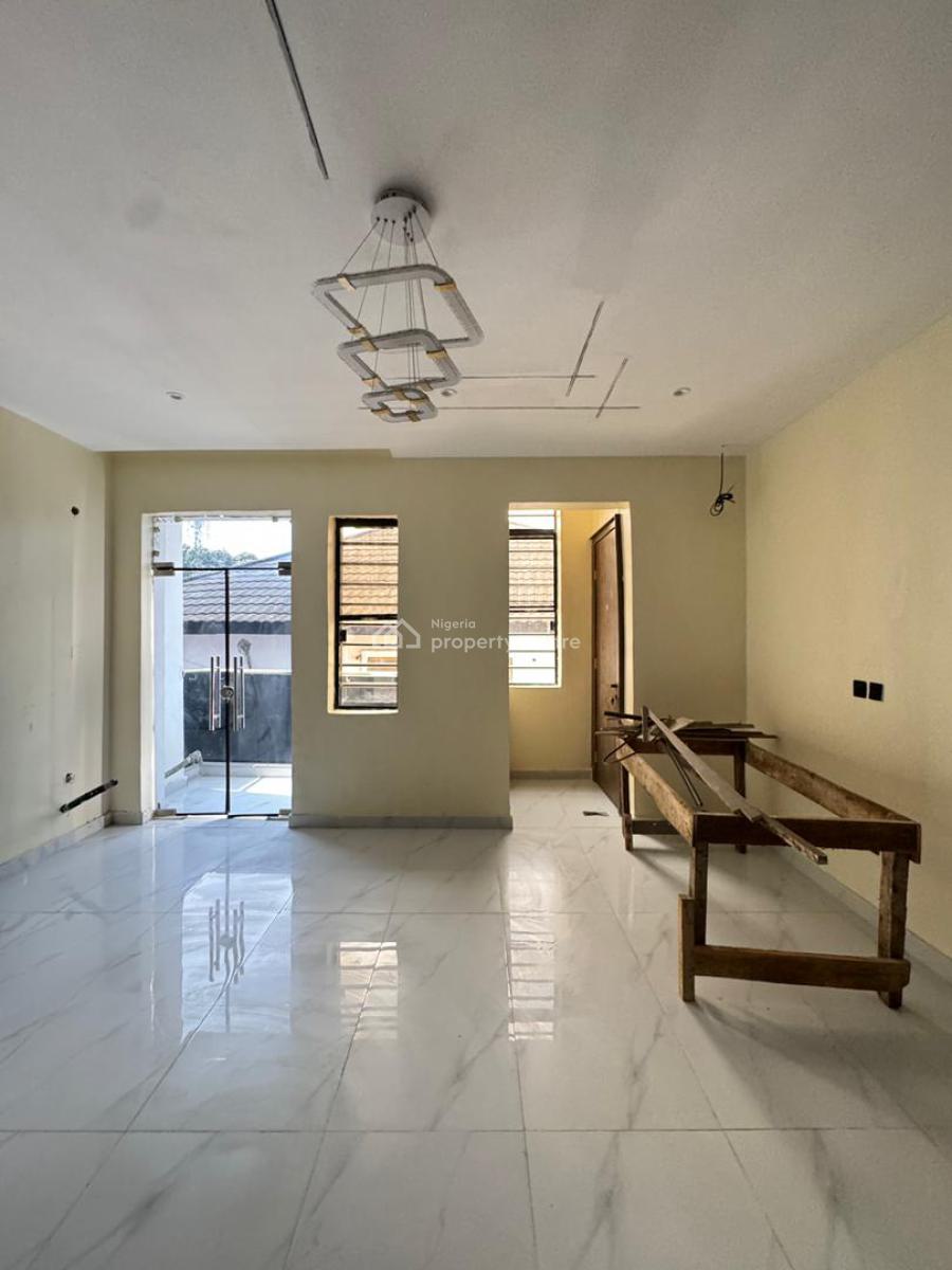 3 Bedroom Apartment with Bq, Lekki Phase 1, Lekki, Lagos, Flat / Apartment for Sale