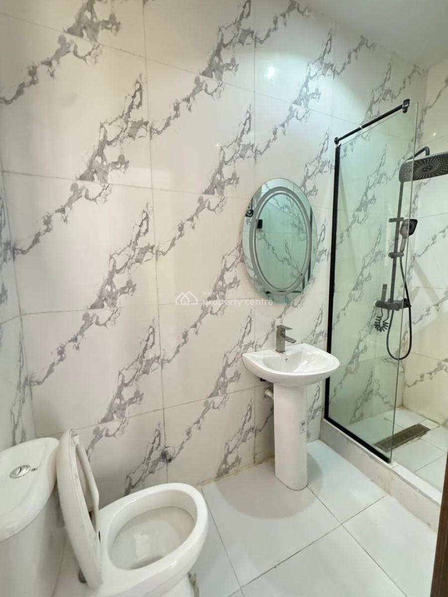 3 Bedroom Apartment with Bq, Lekki Phase 1, Lekki, Lagos, Flat / Apartment for Sale