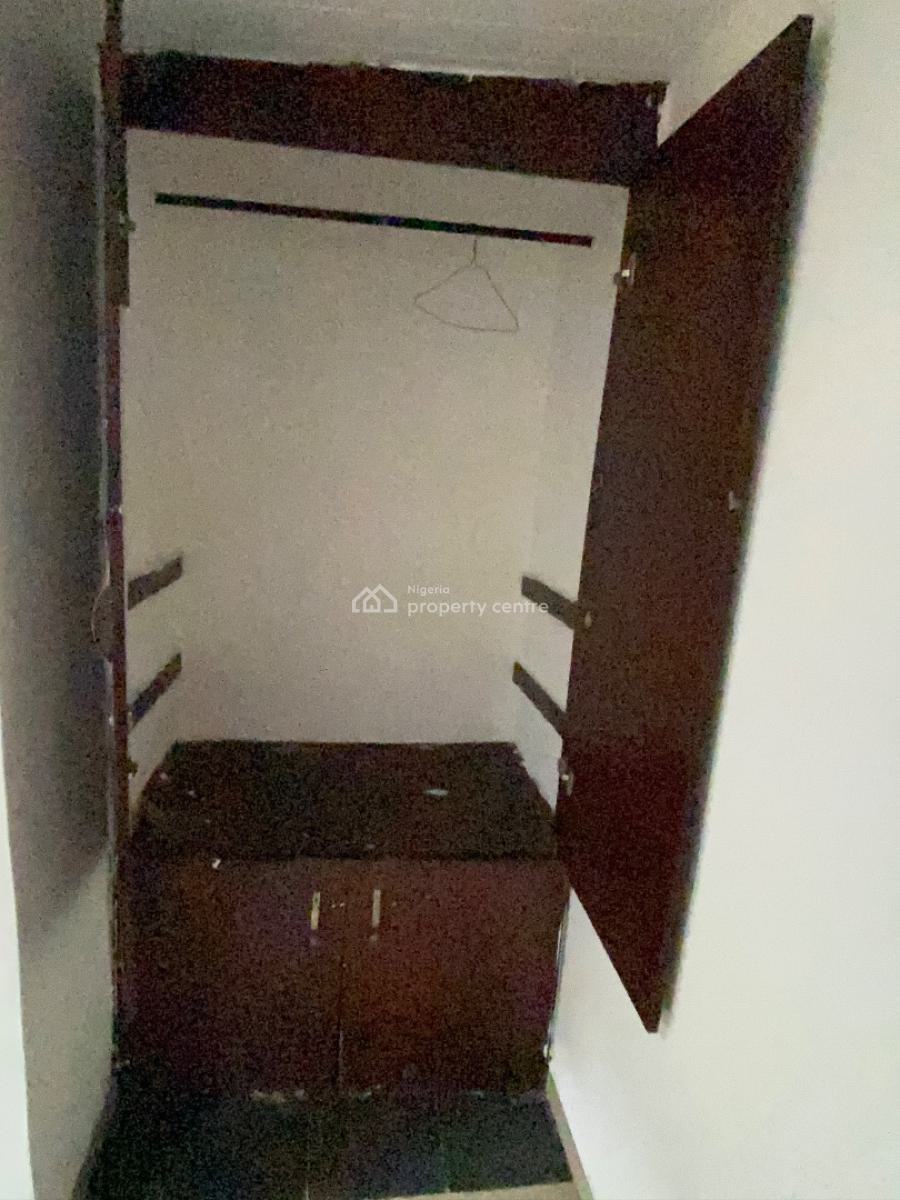 Serviced One-room Self Contained for Female Only, 6 Alaka Street, Abule Ijesha Off Fola Agoro, Yaba Lagos, Abule Ijesha, Yaba, Lagos, Self Contain (single Rooms) for Rent