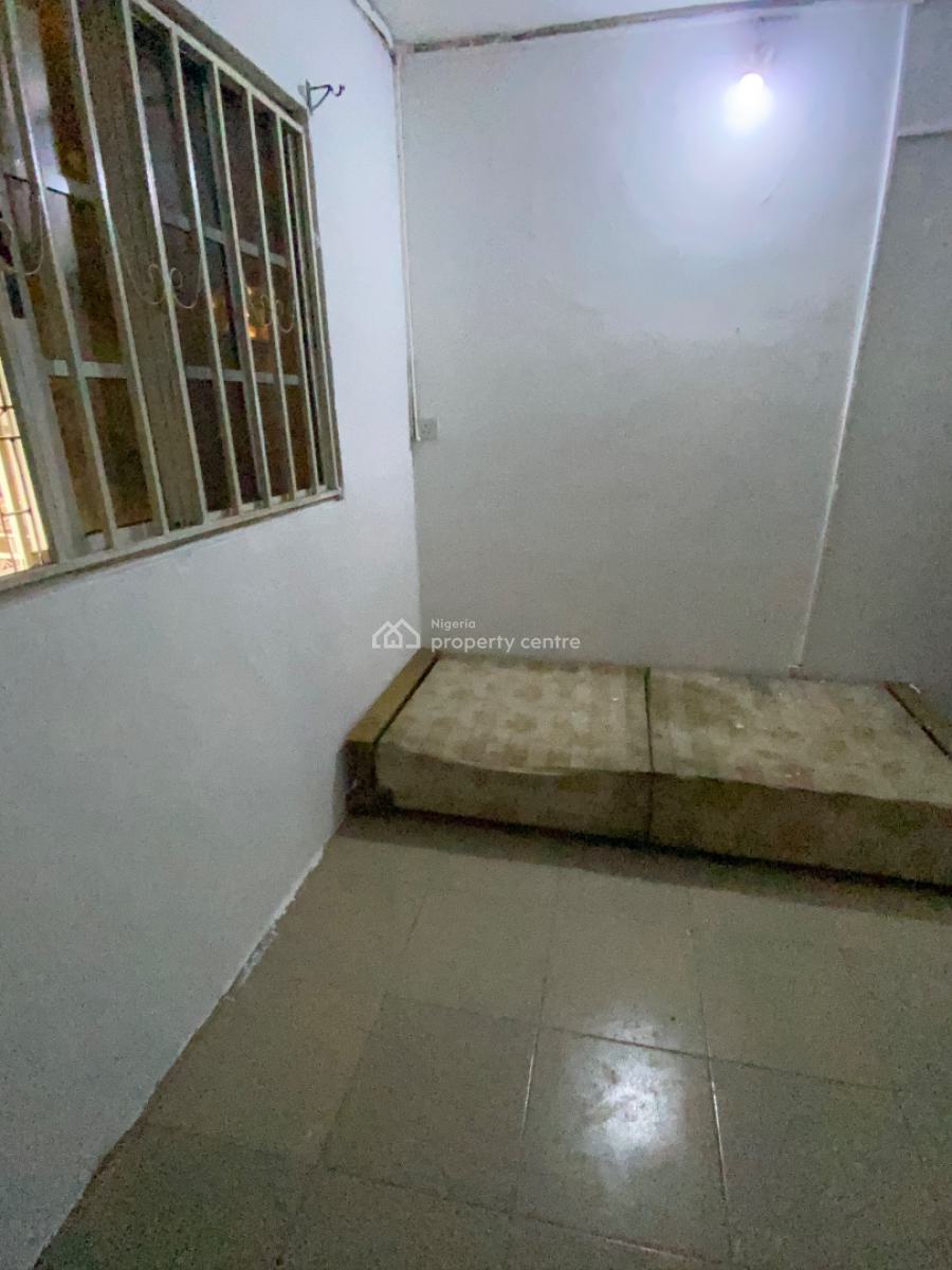 Serviced One-room Self Contained for Female Only, 6 Alaka Street, Abule Ijesha Off Fola Agoro, Yaba Lagos, Abule Ijesha, Yaba, Lagos, Self Contain (single Rooms) for Rent