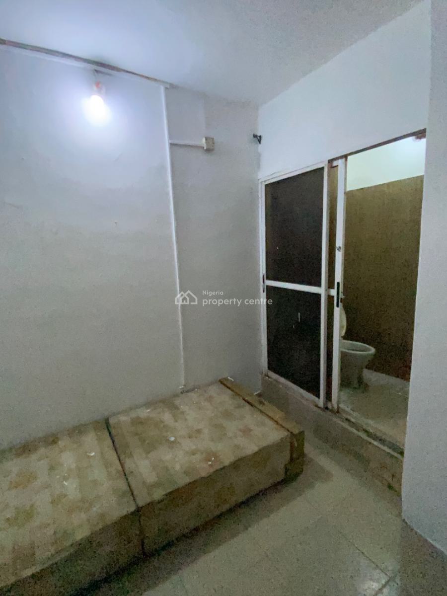 Serviced One-room Self Contained for Female Only, 6 Alaka Street, Abule Ijesha Off Fola Agoro, Yaba Lagos, Abule Ijesha, Yaba, Lagos, Self Contain (single Rooms) for Rent