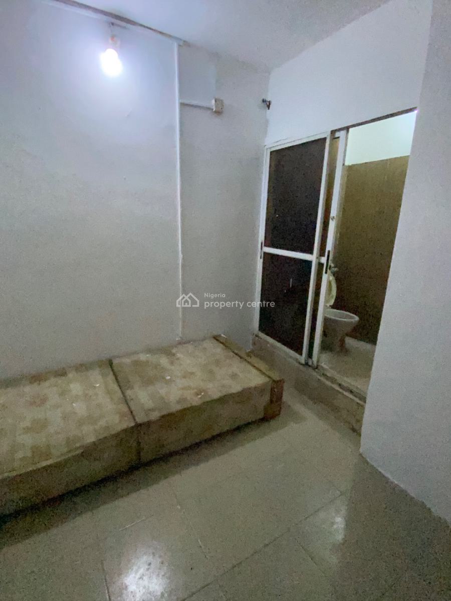 Serviced One-room Self Contained for Female Only, 6 Alaka Street, Abule Ijesha Off Fola Agoro, Yaba Lagos, Abule Ijesha, Yaba, Lagos, Self Contain (single Rooms) for Rent