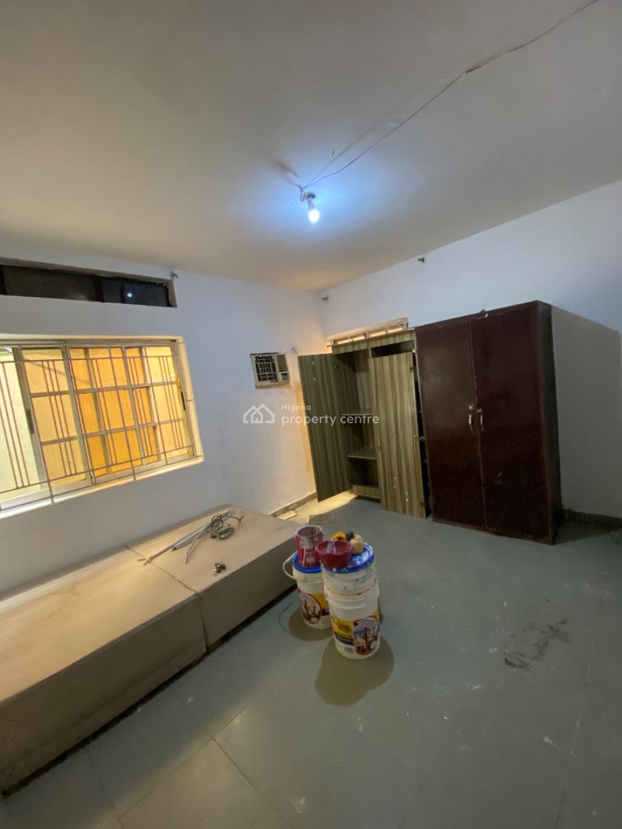 Serviced One-room Self Contained for Female Only, 6 Alaka Street, Abule Ijesha Off Fola Agoro, Yaba Lagos, Abule Ijesha, Yaba, Lagos, Self Contain (single Rooms) for Rent