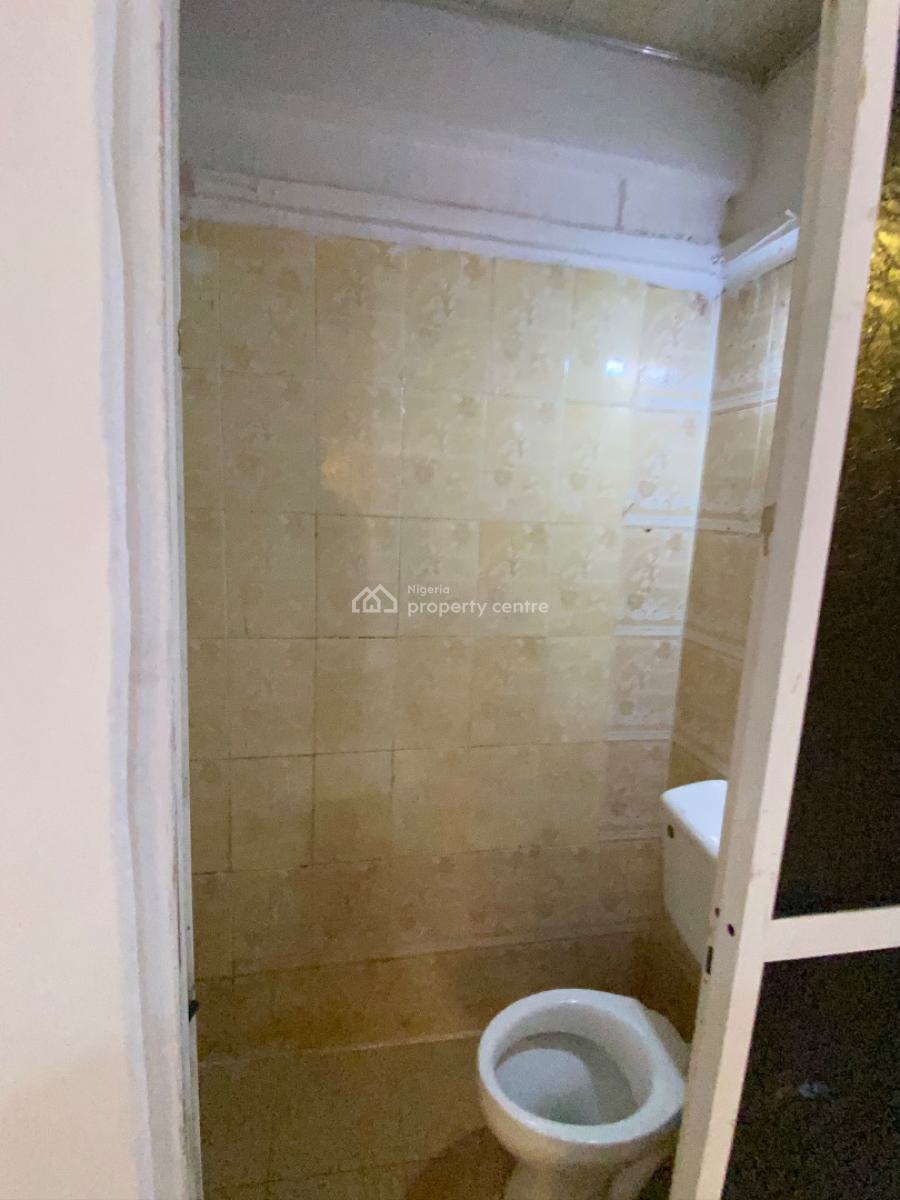 Serviced One-room Self Contained for Female Only, 6 Alaka Street, Abule Ijesha Off Fola Agoro, Yaba Lagos, Abule Ijesha, Yaba, Lagos, Self Contain (single Rooms) for Rent