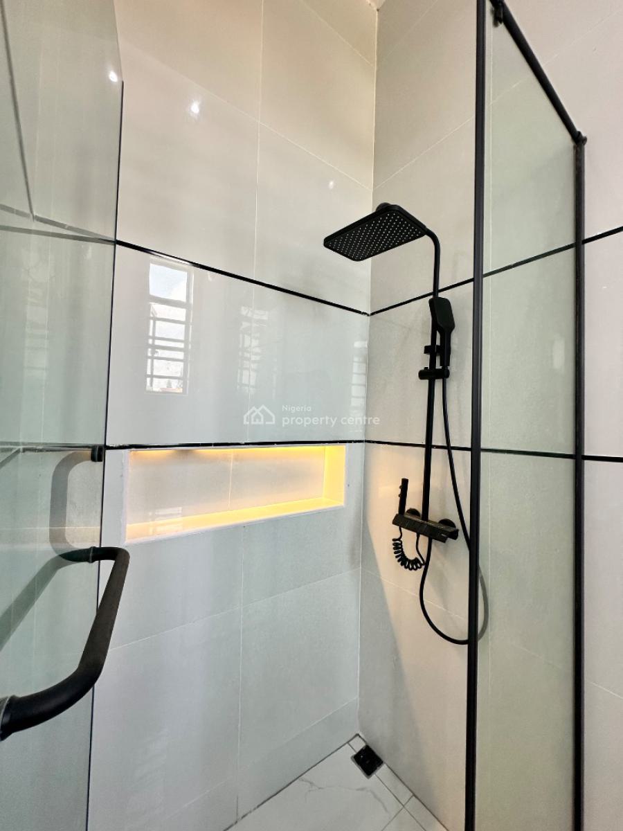 *elegantly Built 5 Bedroom Detached Duplex with Bq and Swimming Pool, Vgc, Lekki, Lagos, Semi-detached Duplex for Sale