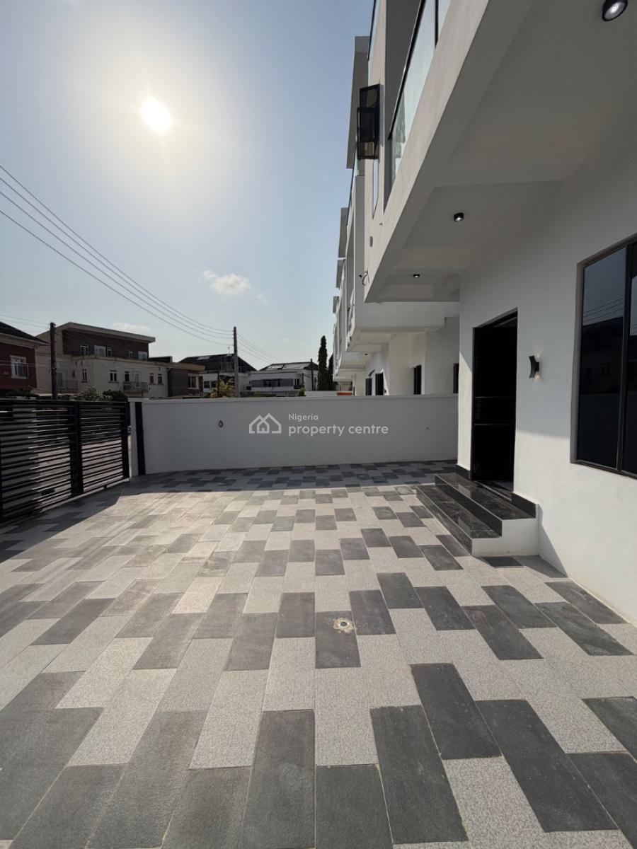 5 Bedroom Detached House with Swimming Pool, Ikota, Lekki, Lagos, Detached Duplex for Sale