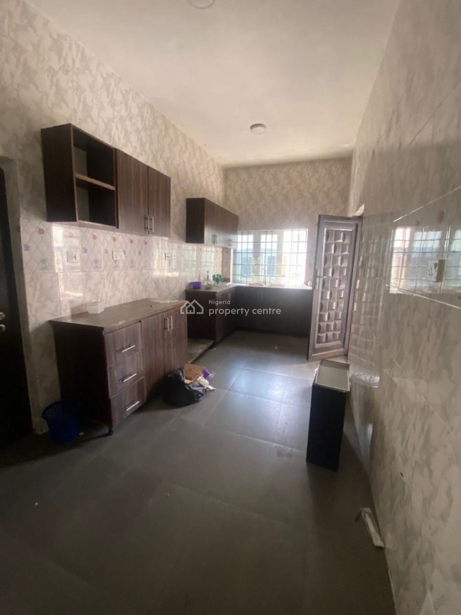Neatly and Spacious 3bedroom Inside an Estate, Osapa London Estate, Osapa, Lekki, Lagos, Flat / Apartment for Rent
