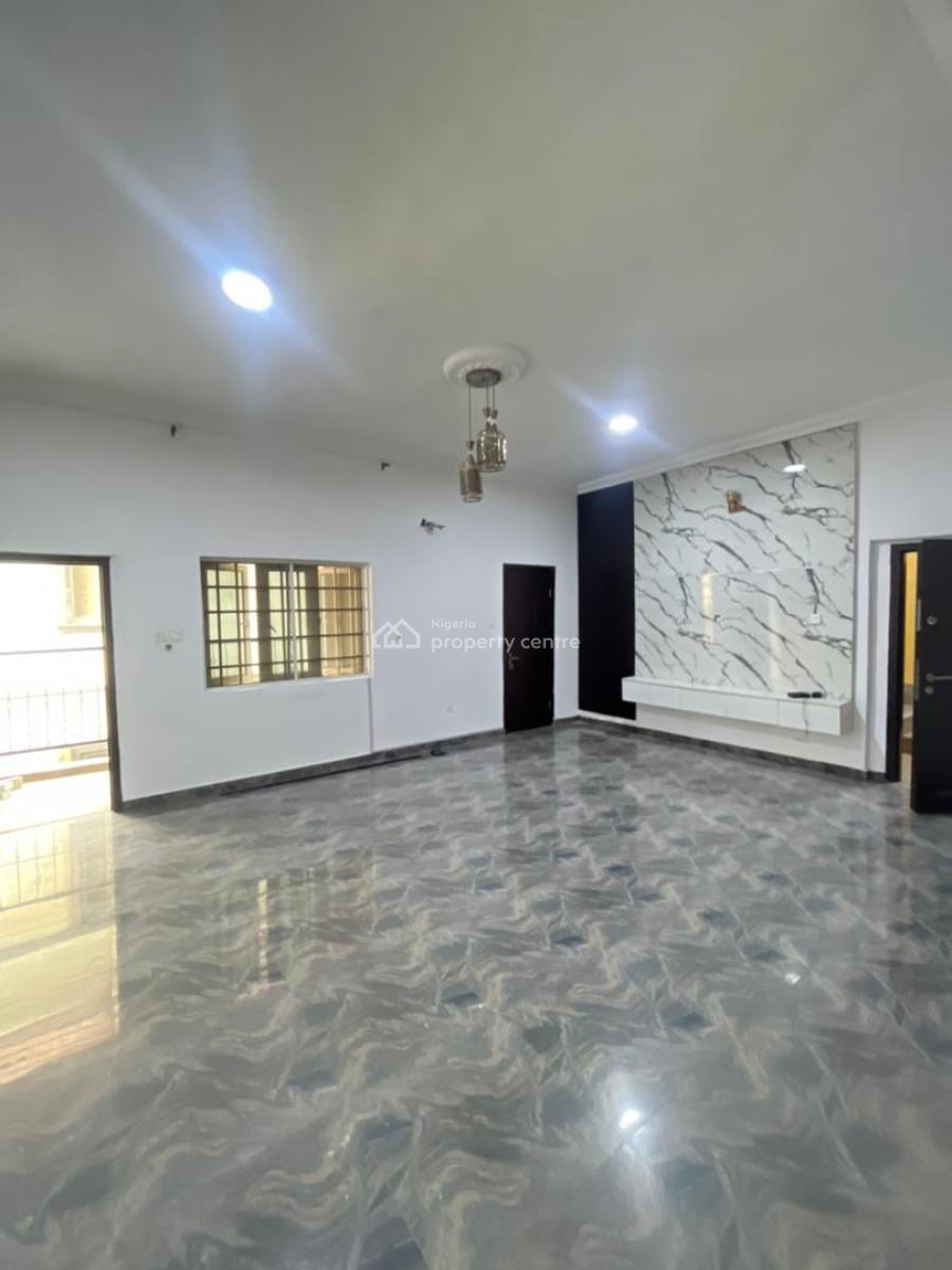 Neatly and Spacious 3 Bedroom Inside an Estate, Osapa London Estate, Osapa, Lekki, Lagos, Flat / Apartment for Rent