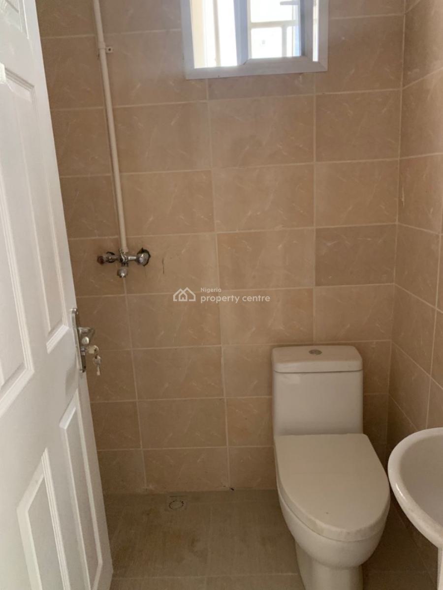 Newley Built 8 Units of 2 Bedroom Flats and 2 Units of 3 Bedroom Penthouse, Off Omorinre Johnson, Lekki Phase 1, Lekki, Lagos, Flat / Apartment for Sale