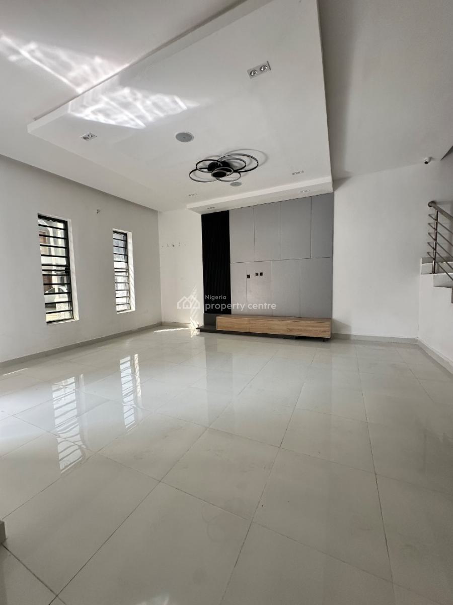 Neatly Built 4 Bedroom Semi Detached Duplex with Bq, Vgc, Lekki, Lagos, Semi-detached Duplex for Sale
