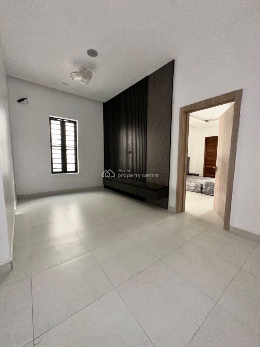 Neatly Built 4 Bedroom Semi Detached Duplex with Bq, Vgc, Lekki, Lagos, Semi-detached Duplex for Sale