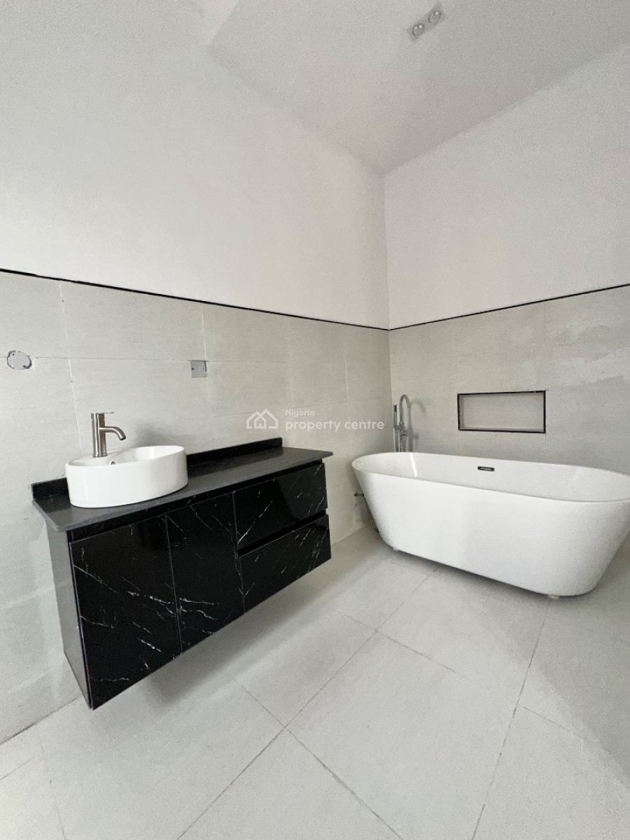 Neatly Built 4 Bedroom Semi Detached Duplex with Bq, Vgc, Lekki, Lagos, Semi-detached Duplex for Sale