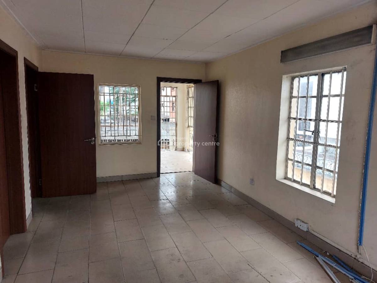5 Bedroom Detached Corner Piece House, Coker Road, Ilupeju, Lagos, Detached Duplex for Rent