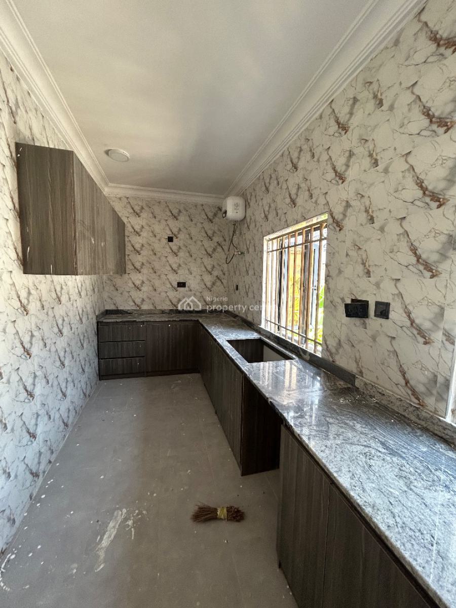 Newly Renovated 4bedroom Semidetached Duplex with a Massive Bq, Chevron Drive, Lekki, Lagos, Semi-detached Duplex for Rent