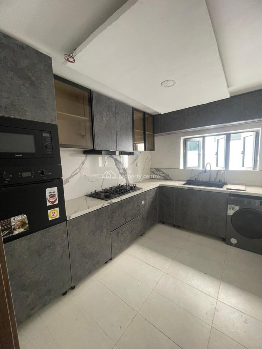 2 Bedroom Apartment with Elevator, Ilasan, Lekki, Lagos, Flat / Apartment for Sale