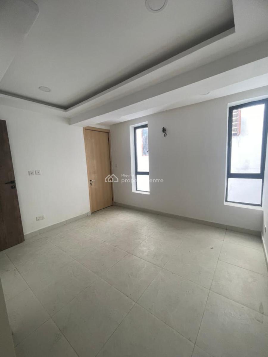 2 Bedroom Apartment with Elevator, Ilasan, Lekki, Lagos, Flat / Apartment for Sale
