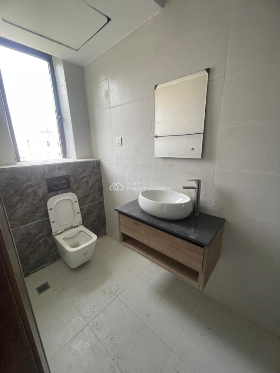 2 Bedroom Apartment with Elevator, Ilasan, Lekki, Lagos, Flat / Apartment for Sale