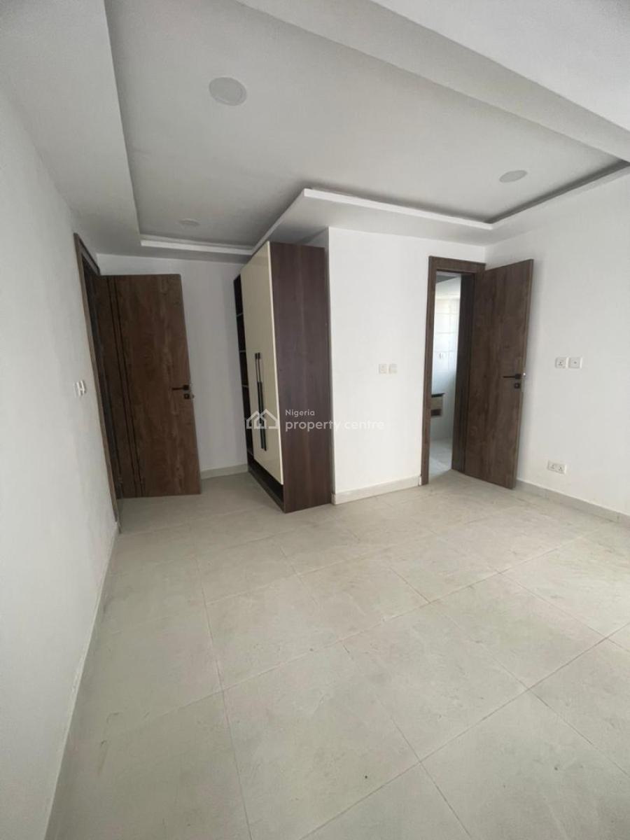 2 Bedroom Apartment with Elevator, Ilasan, Lekki, Lagos, Flat / Apartment for Sale