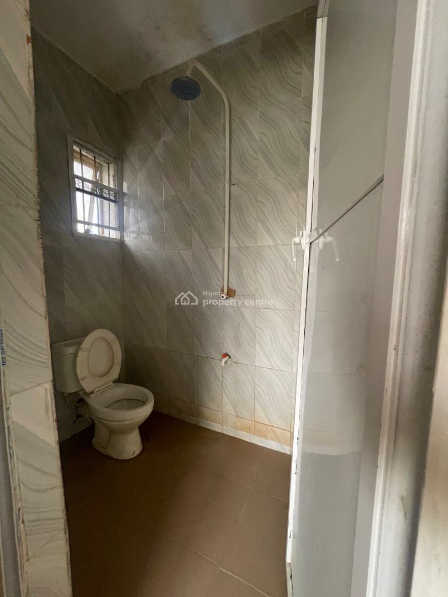 2 Bedroom Apartment Available, Off Lagos Business School, Ajah, Lagos, Flat / Apartment for Rent