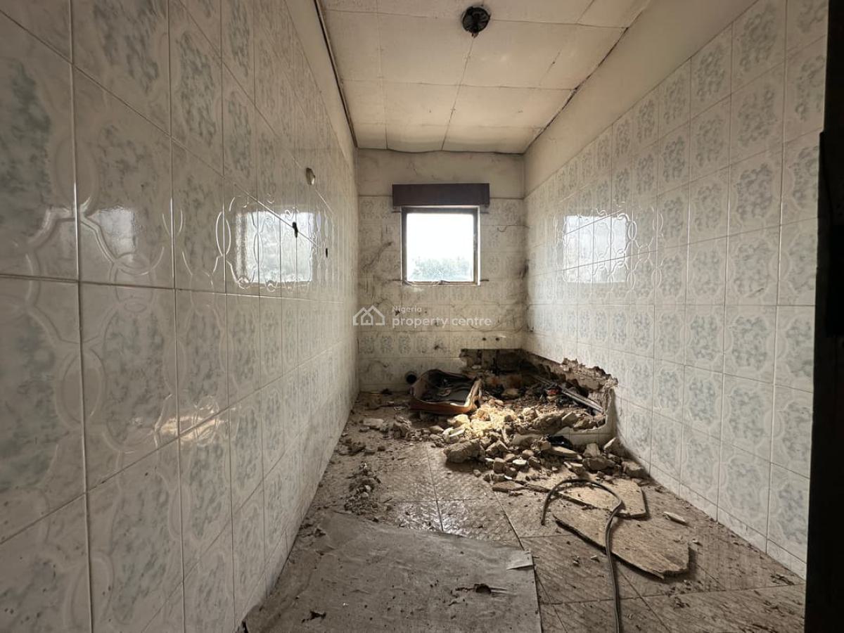 6-bedroom Duplex Detache 3,500sqm,oshodi-isolo,lagos Nigeria, Adekunle Fajuyi Way ,oshodi-isolo, Lagos, Oshodi, Lagos, Detached Duplex for Sale