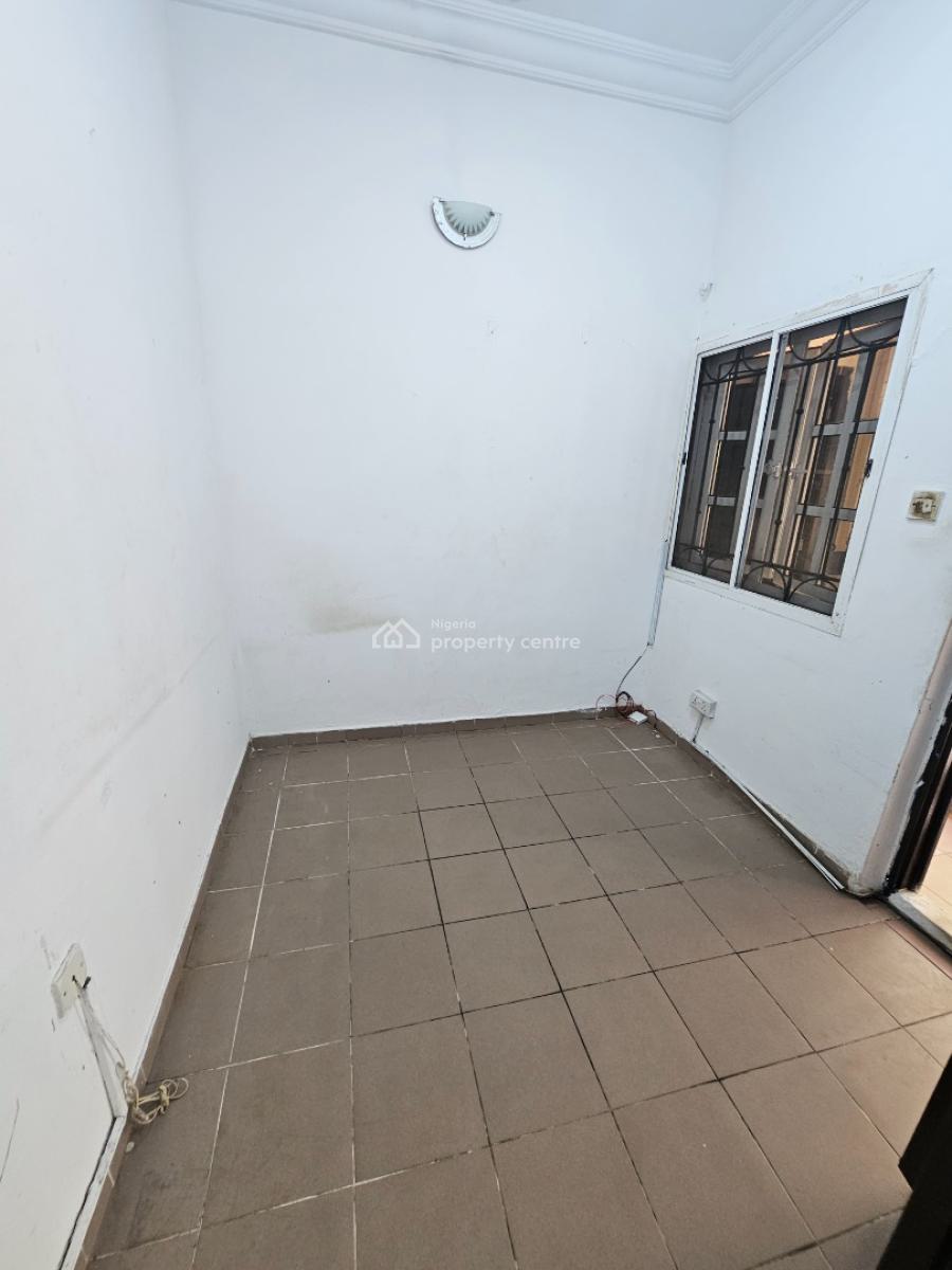 1-bedroom Apartment, Lekki Phase 1, Lekki, Lagos, Mini Flat (room and Parlour) for Rent