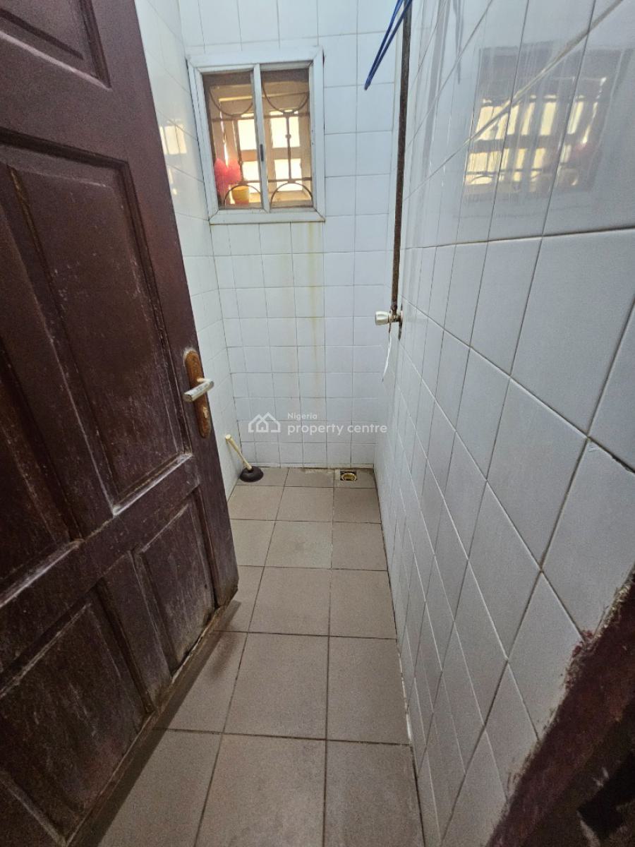 1-bedroom Apartment, Lekki Phase 1, Lekki, Lagos, Mini Flat (room and Parlour) for Rent
