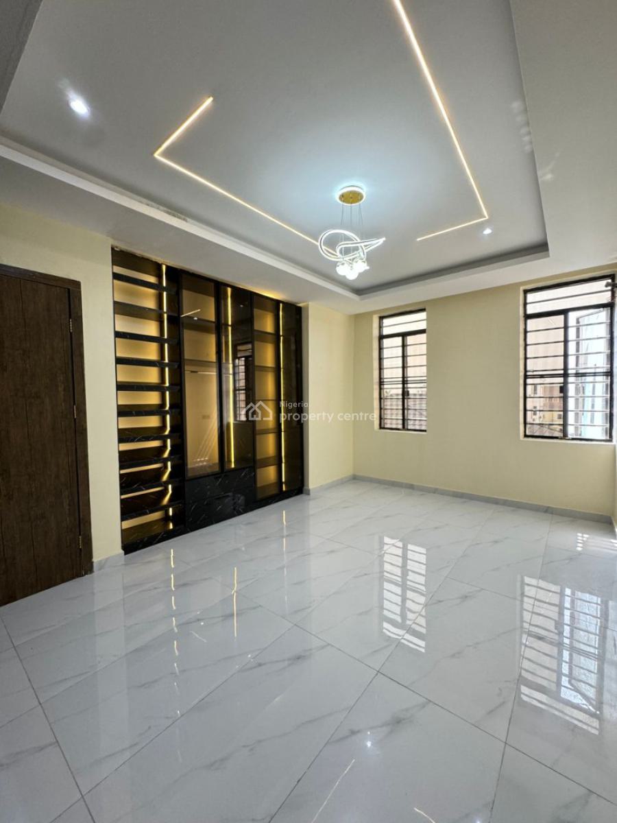 2 Bedroom Apartment with Bq, Lekki Phase 1, Lekki, Lagos, Flat / Apartment for Sale