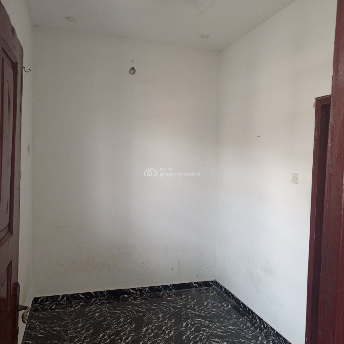 Sharp and Serene Room and Parlor, Badore Ajah-lekki, Badore, Ajah, Lagos, Mini Flat (room and Parlour) for Rent