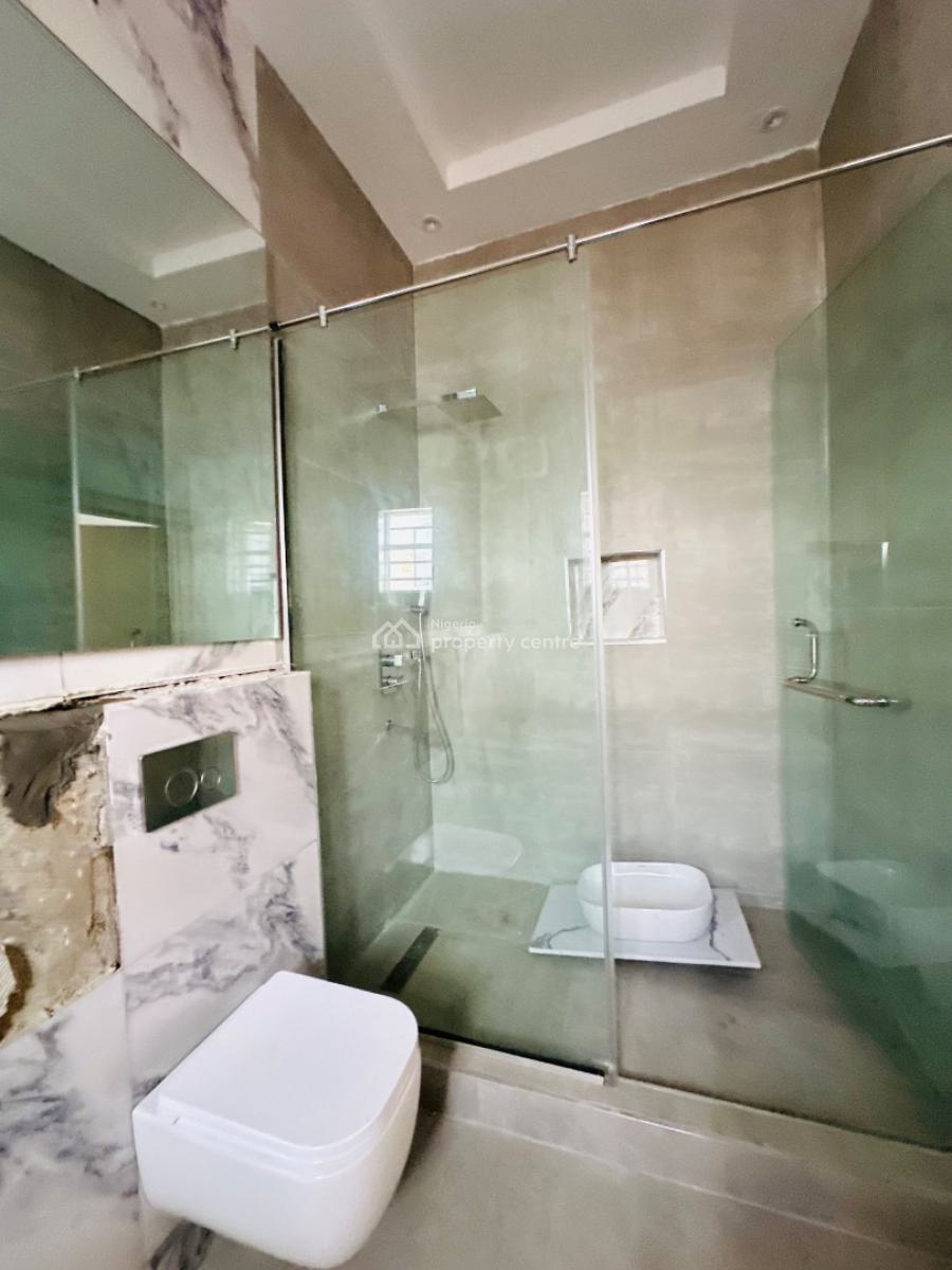 Spaciously Built 4 Bedroom Terraced Duplex, Lcc, Lekki, Lagos, Terraced Duplex for Sale