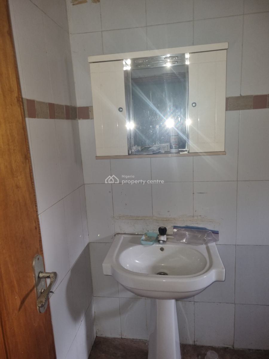 4bedroom Semi Detached Duplex, Omole, Omole Phase 1, Ikeja, Lagos, Semi-detached Duplex for Sale