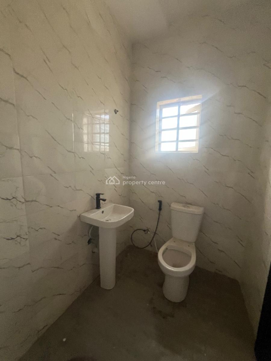 2 Bedroom Flat, Victory Estate, Ogombo, Ajah, Lagos, Flat / Apartment for Rent