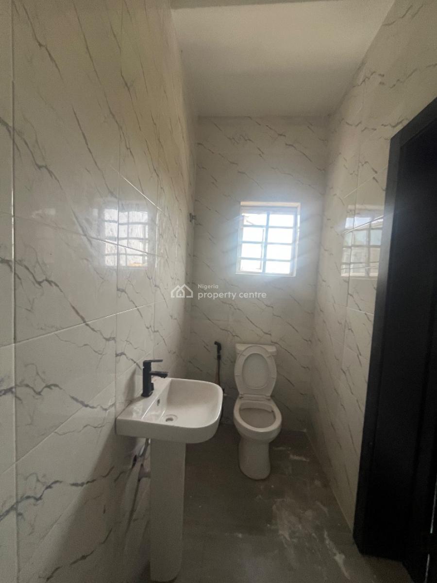 2 Bedroom Flat, Victory Estate, Ogombo, Ajah, Lagos, Flat / Apartment for Rent