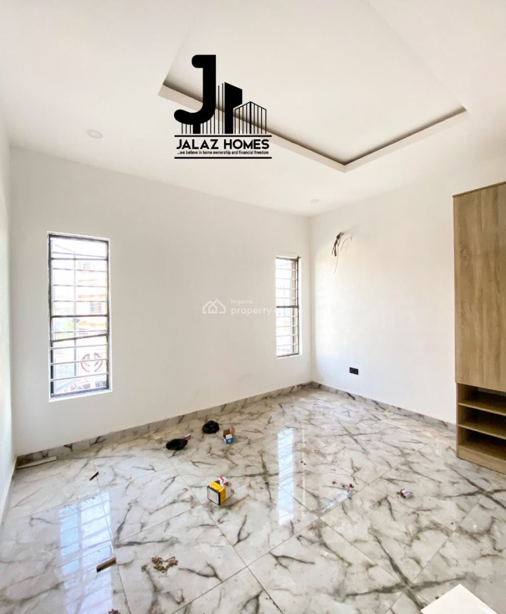 Spacious 2 Bedroom Serviced Apartment, Ologolo, Lekki, Lagos, Flat / Apartment for Sale