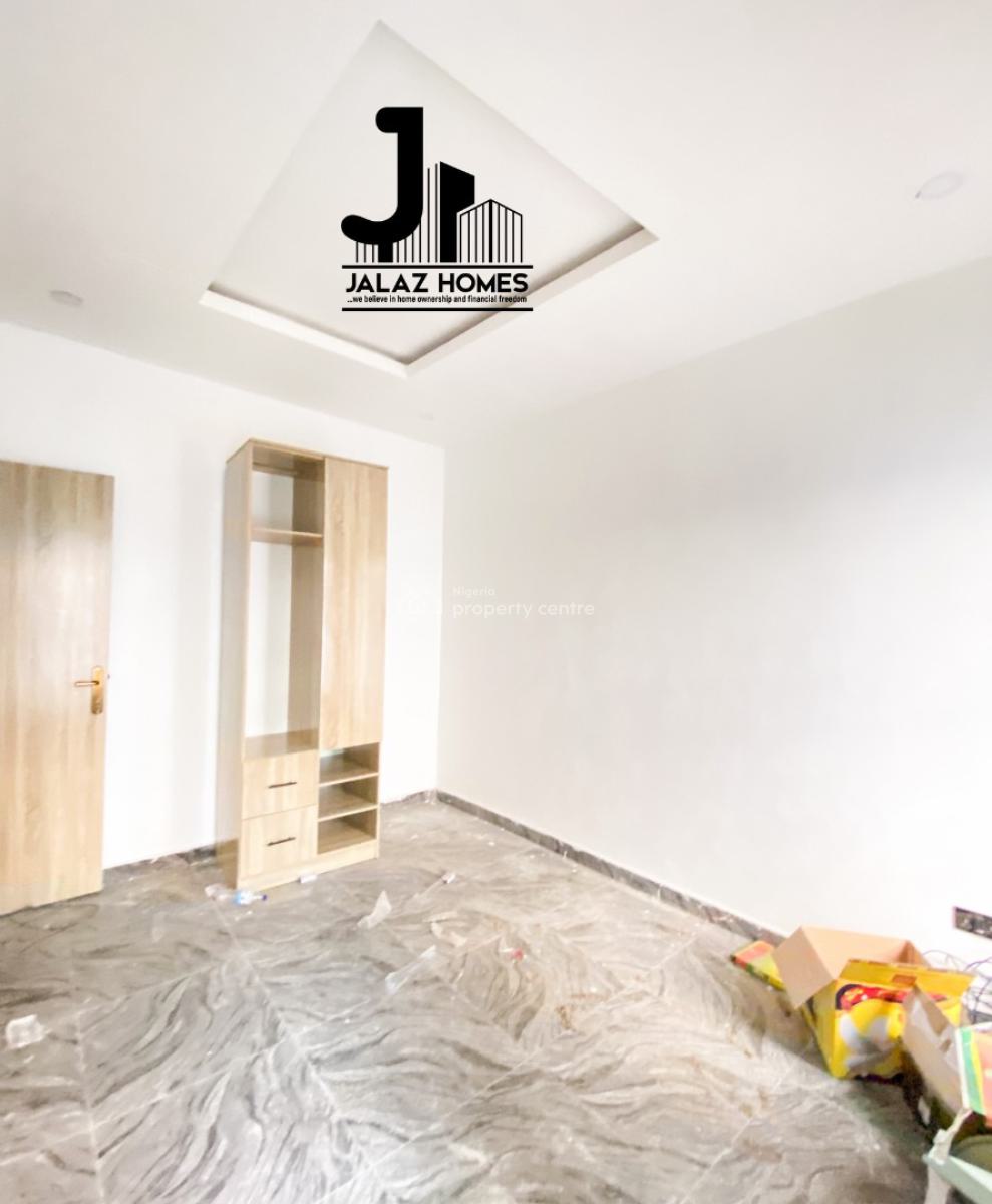 Spacious 2 Bedroom Serviced Apartment, Ologolo, Lekki, Lagos, Flat / Apartment for Sale