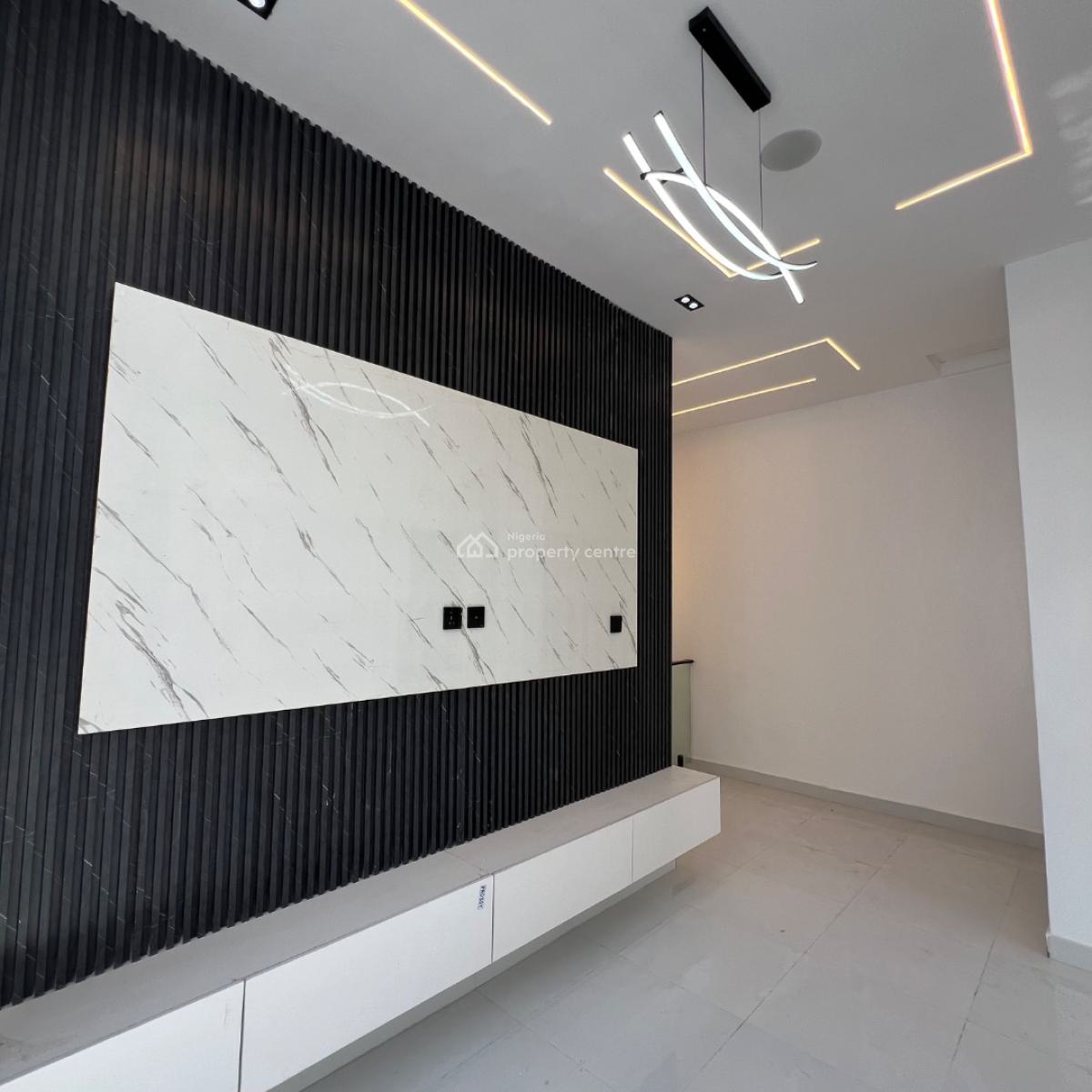 4 Bed  190 Million, Ikota, Lekki, Lagos, Semi-detached Duplex for Sale