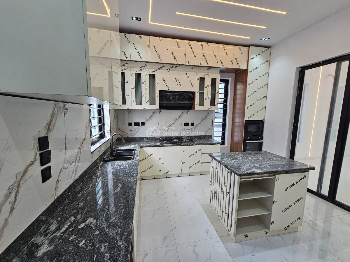 Stunning 5 Bedroom Detached House with Swimming Pool and Bq, Ikota, Lekki, Lagos, Detached Duplex for Sale