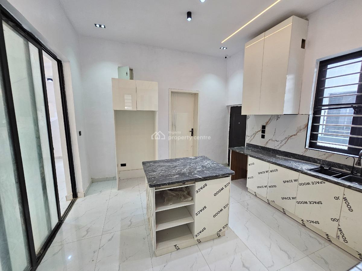 Stunning 5 Bedroom Detached House with Swimming Pool and Bq, Ikota, Lekki, Lagos, Detached Duplex for Sale