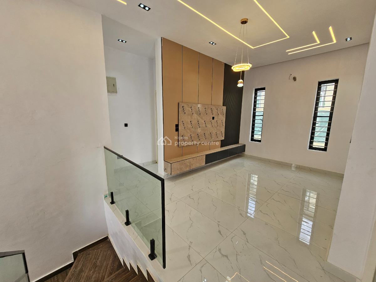 Stunning 5 Bedroom Detached House with Swimming Pool and Bq, Ikota, Lekki, Lagos, Detached Duplex for Sale