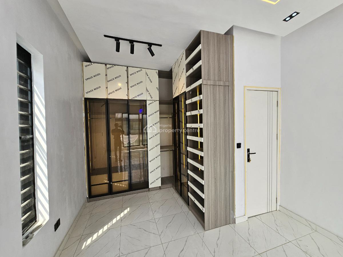 Stunning 5 Bedroom Detached House with Swimming Pool and Bq, Ikota, Lekki, Lagos, Detached Duplex for Sale