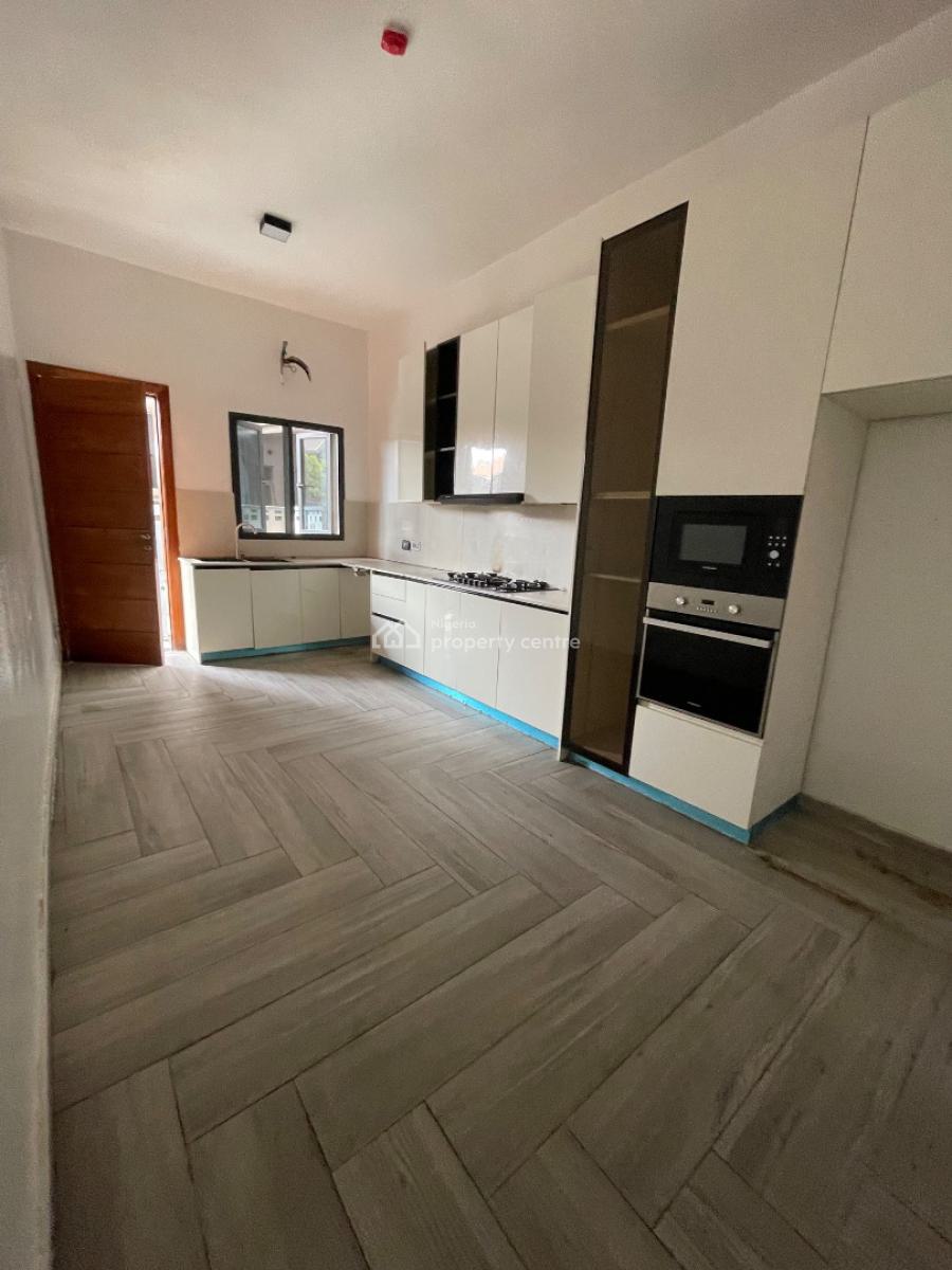 4 Bedroom, Off Admiralty Way, Lekki Phase 1, Lekki, Lagos, Terraced Duplex for Rent