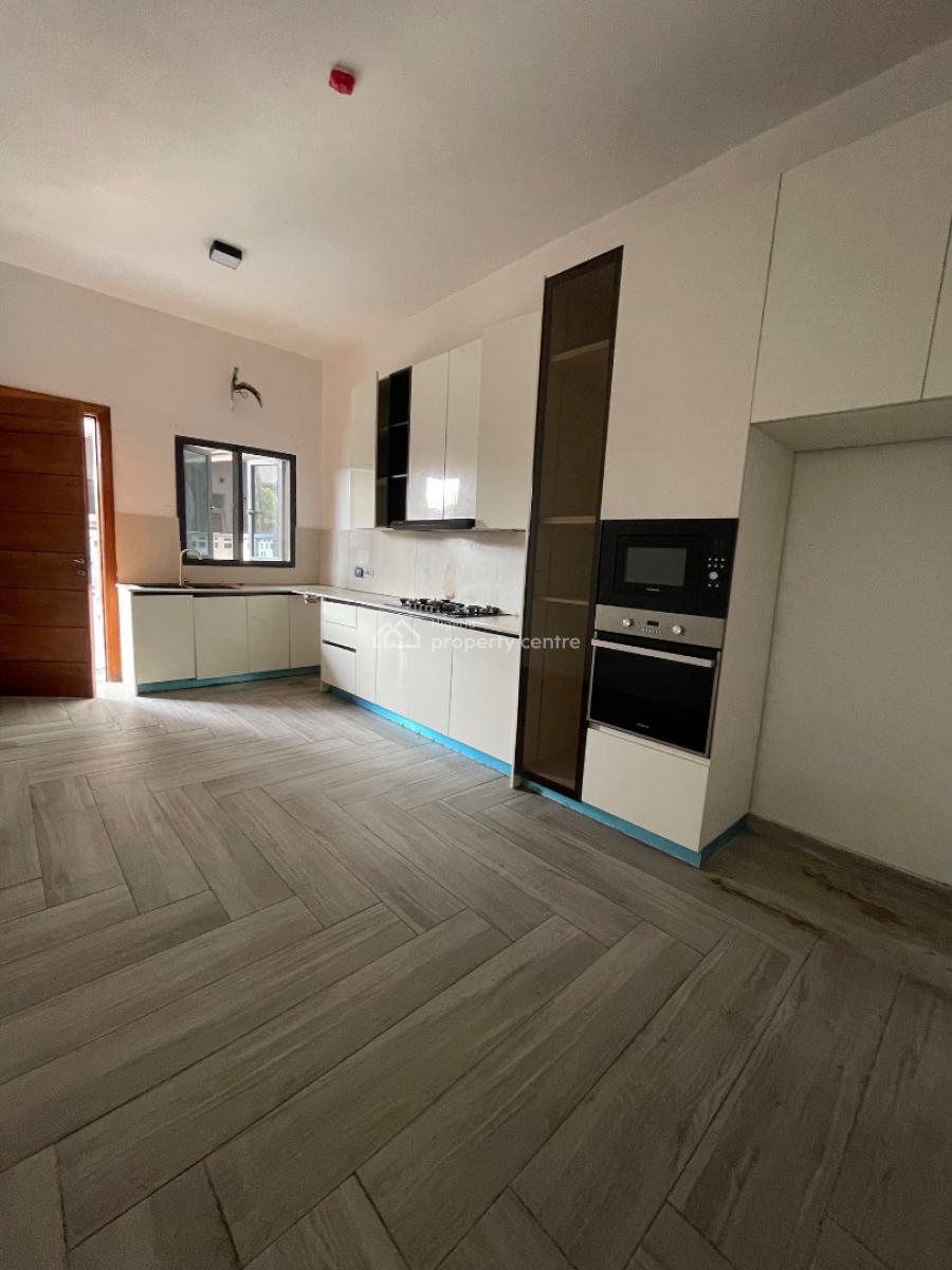4 Bedroom, Off Admiralty Way, Lekki Phase 1, Lekki, Lagos, Terraced Duplex for Rent