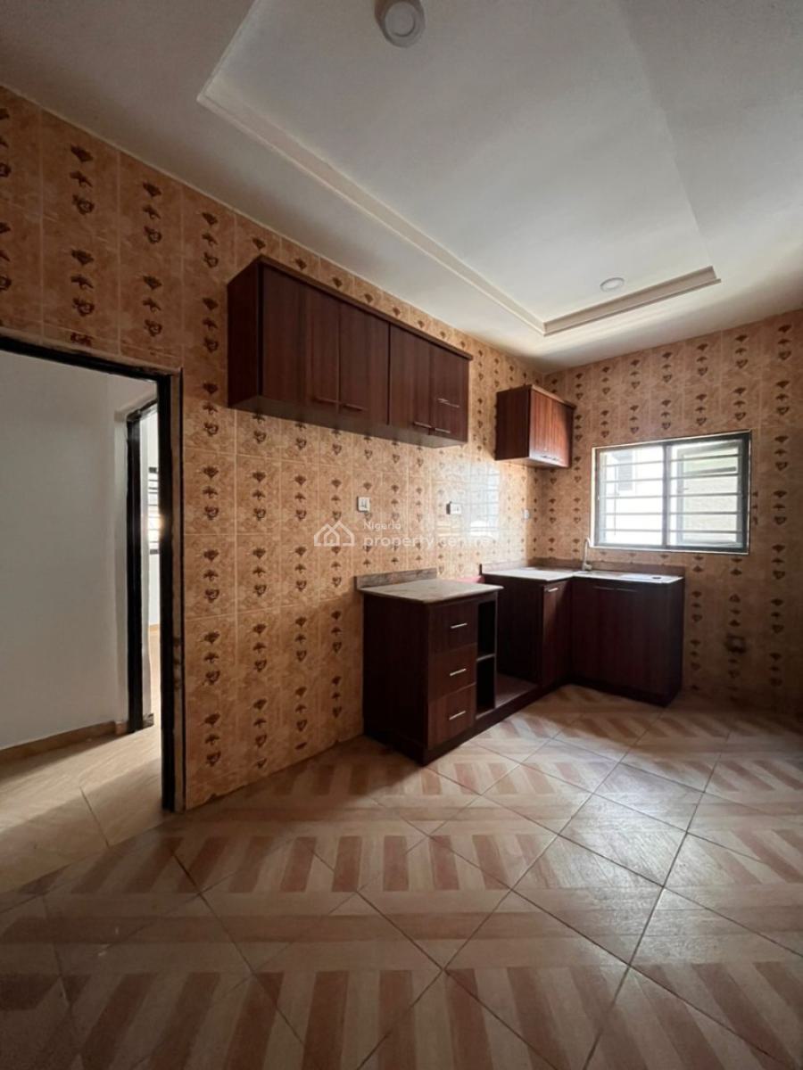 Newly Renovated 2 Bedroom Flat, Abraham Adesanya, Ajiwe, Ajah, Lagos, Flat / Apartment for Rent