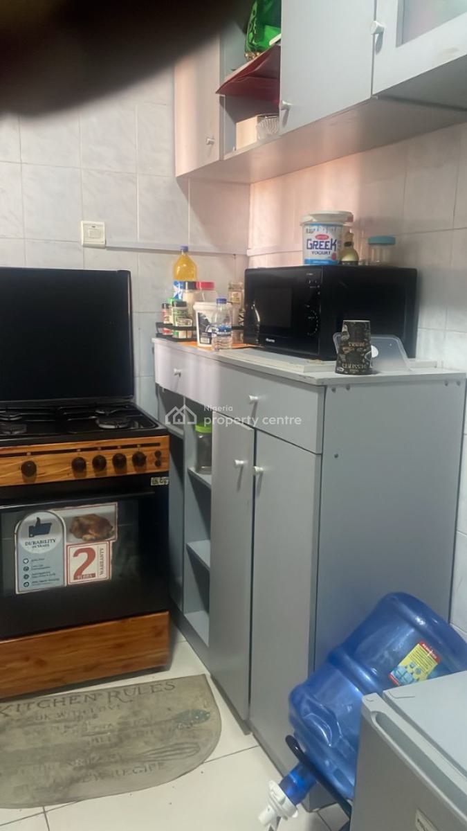 a Room in a Luxury Two Bedroom Apartment with 24/7 Power Supply, Cardogan Estate, Osapa, Lekki, Lagos, Self Contain (single Rooms) for Rent