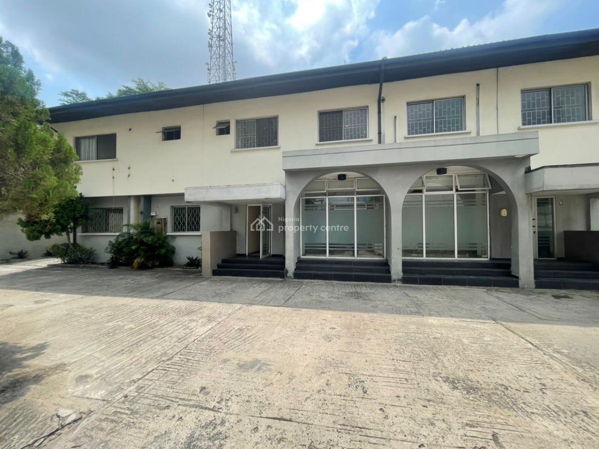 a 10 Bedrooms Detached House with 2 Rooms Service Quarters Is Availabl, Victoria Island (vi), Lagos, Detached Duplex for Rent