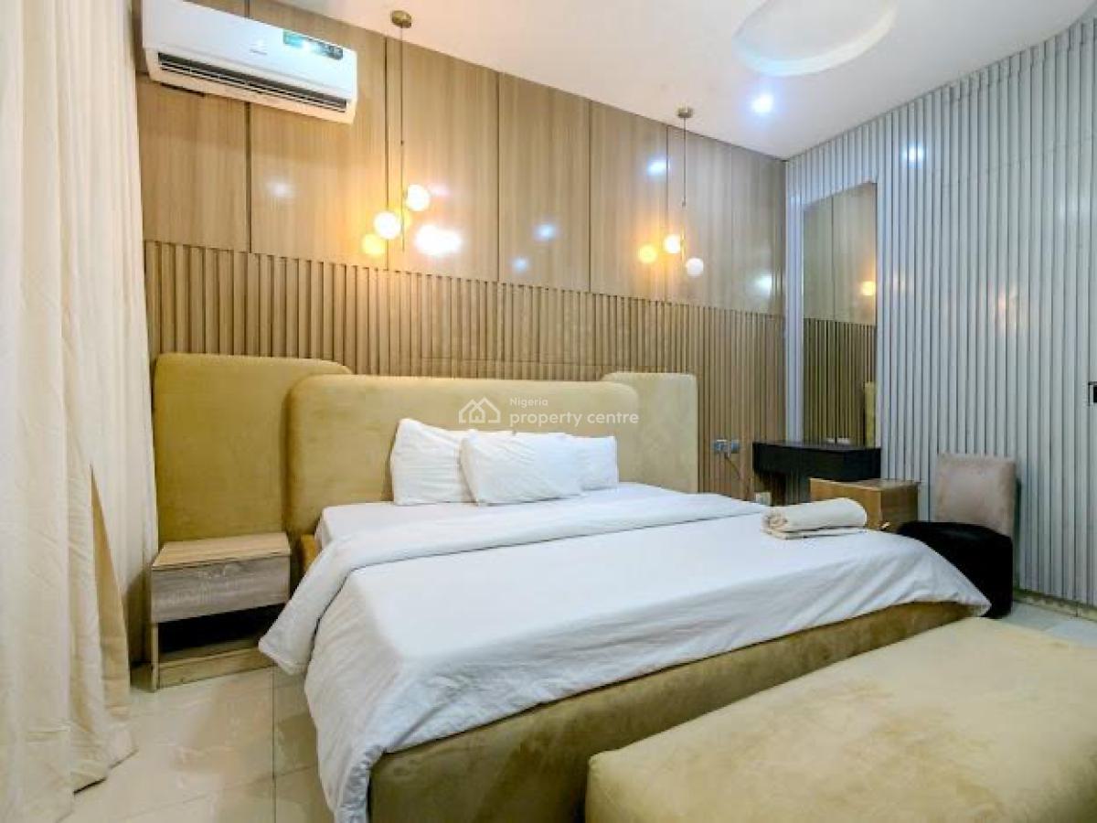 2 Bedrooms Loft with Max. Number of 2 Guests, Admiralty Way, Lekki Phase 1, Lekki, Lagos, Flat / Apartment Short Let