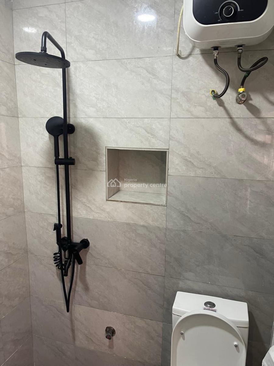 3 Bed Loft with Max Number of Guests Being 2. Located on Admiralty Wa, Lekki Phase 1, Lekki, Lagos, Flat / Apartment Short Let