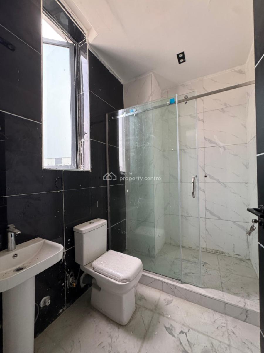 Spacious 2 Bedroom Apartment, Ologolo, Lekki, Lagos, House for Sale