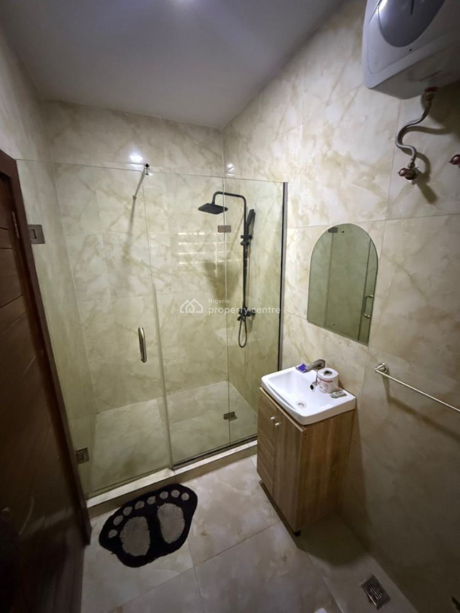 1 Bedroom Apartment with Snooker  Board,ps5 & Tennis, Lekki Phase 1, Lekki, Lagos, Flat / Apartment Short Let